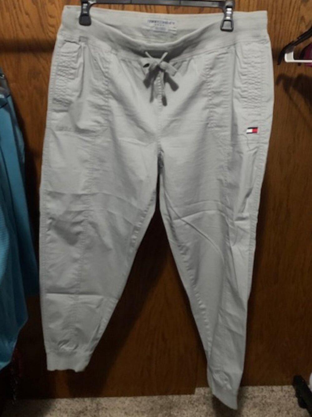 NWOT Tommy Hilfiger pants
